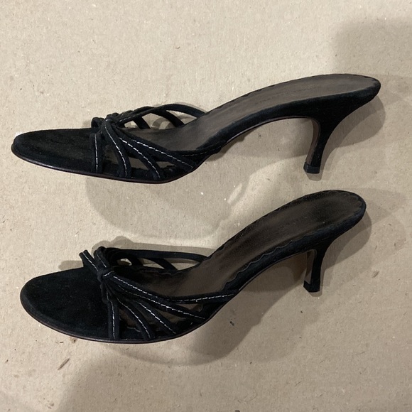 Sandals - Picture 2 of 4